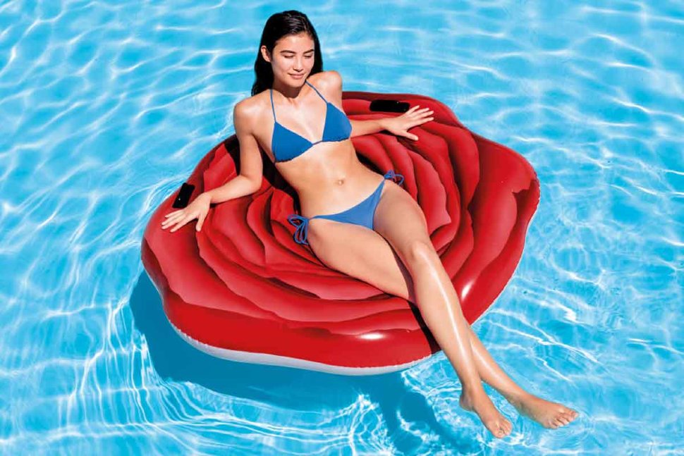 Надувной матрас - Роза 137 х 132 см.