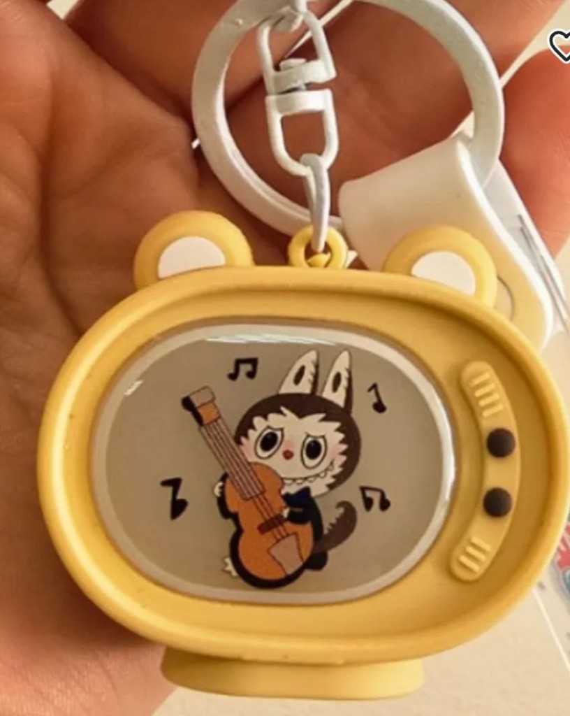 Брелок телевизор Монстрик